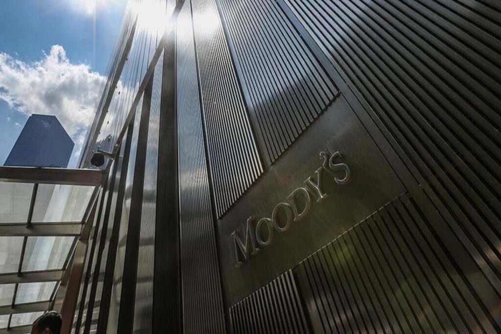 Moody's: Γιατί δεν έδωσε την επενδυτική βαθμίδα στην Ελλάδα;