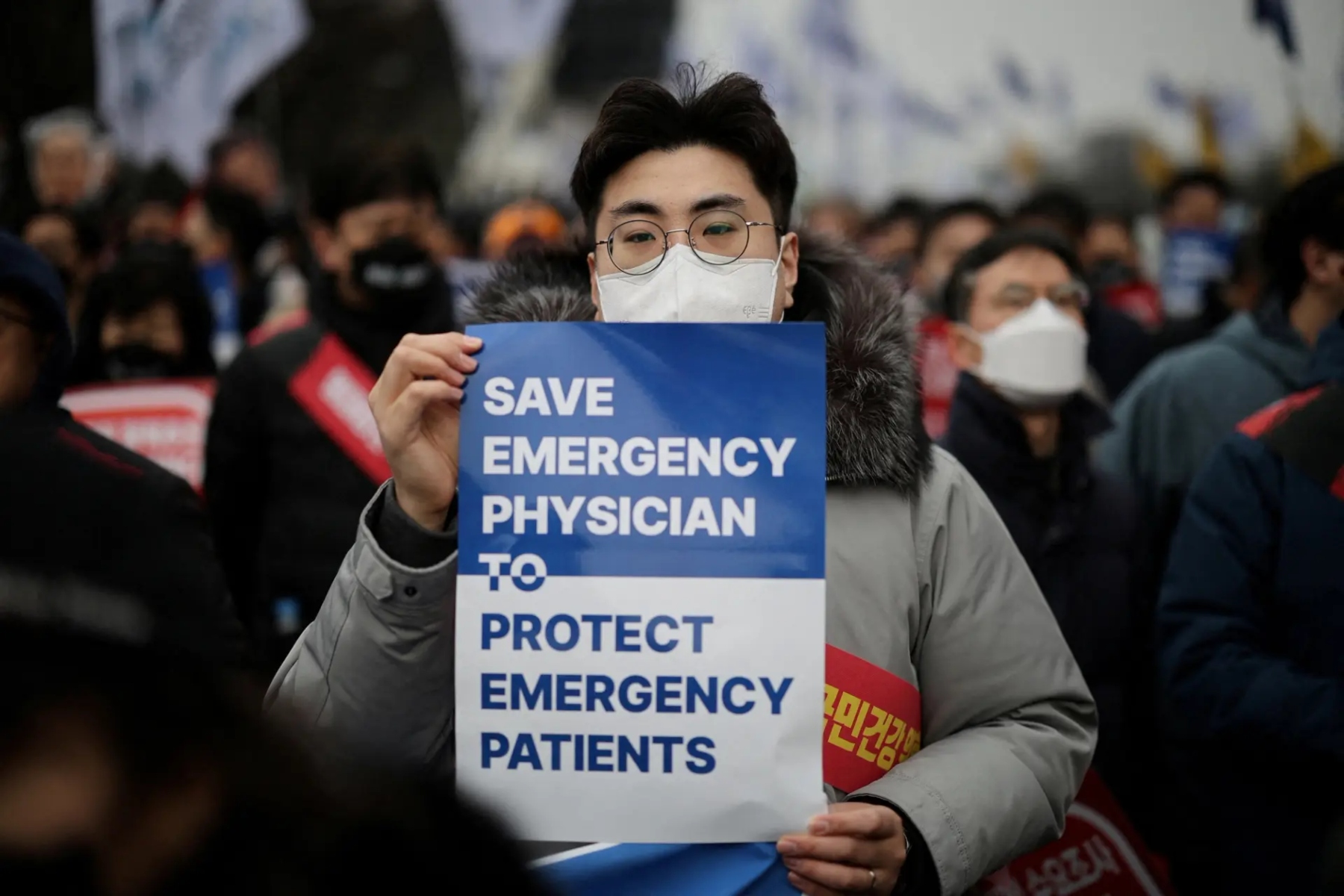 Νότια Κορέα: Η απεργία των γιατρών διευρύνεται με τους καθηγητές ιατρικής