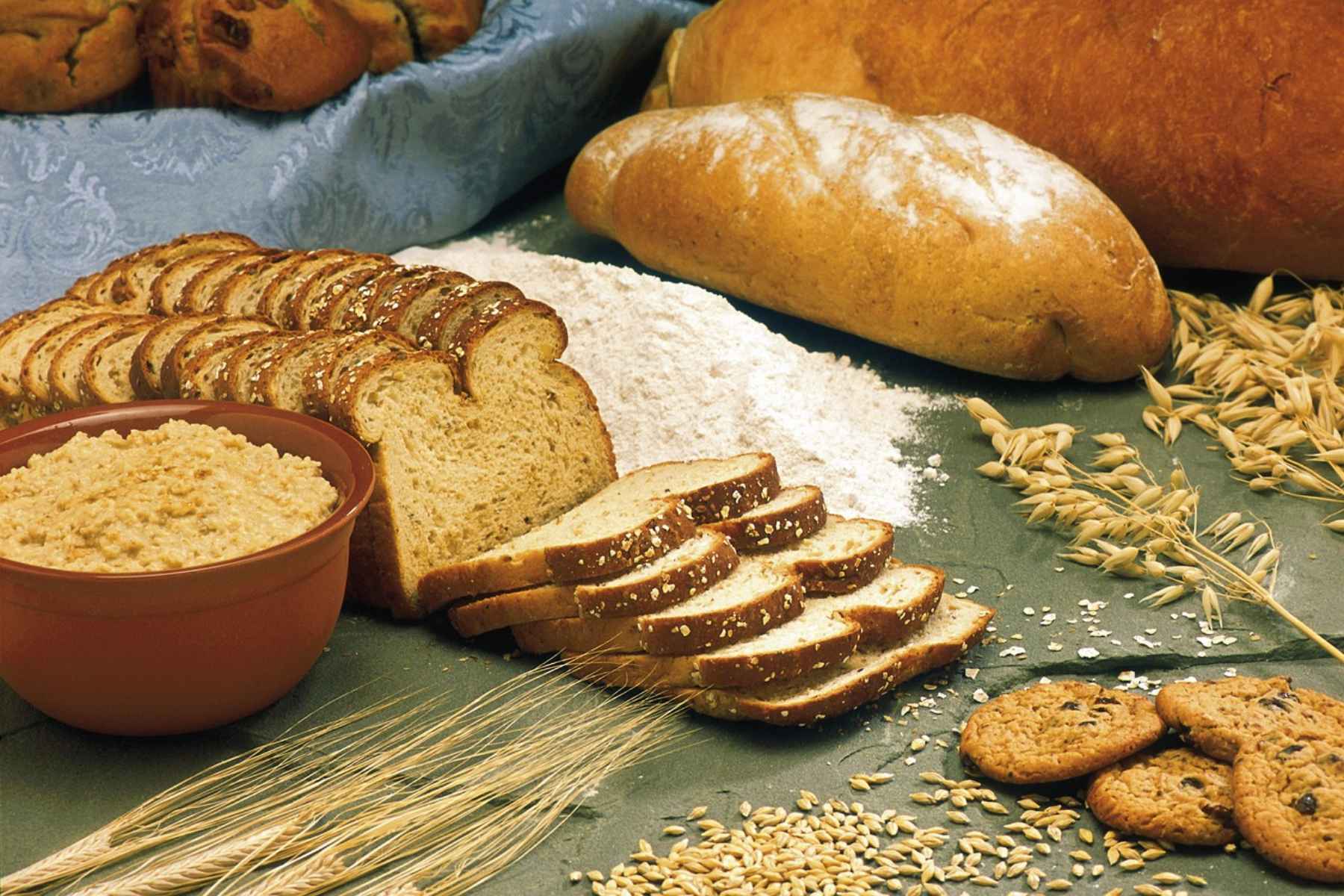 Μπαγιάτικο ψωμί: Εύκολο και θρεπτικό σνακ με σοκολάτα