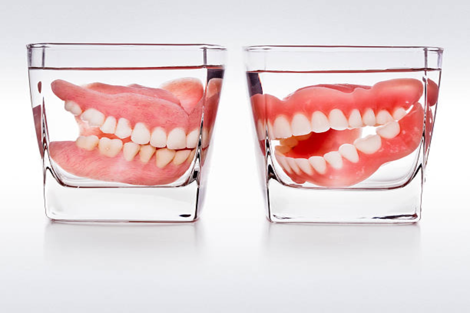 Δόντια ασθένεια: Ποια προβλήματα υγείας μπορεί να σας οδηγήσουν σε απώλεια δοντιών;