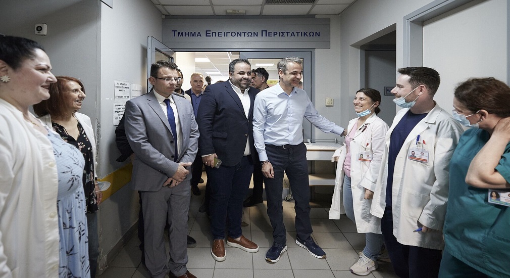 Επίσκεψη του πρωθυπουργού στο νοσοκομείο «Άγιος Παύλος» στη Θεσσαλονίκη
