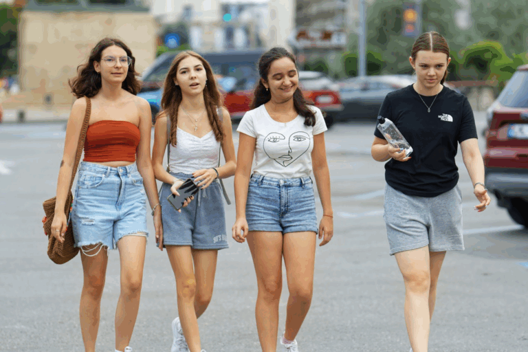 Εφηβεία: Η υγεία των εφήβων στη σύγχρονη εποχή