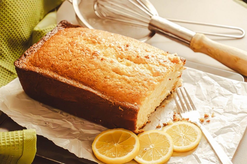 Σπιτικό κέικ λεμονιού: Μια ανάλαφρη γεύση φρεσκάδας