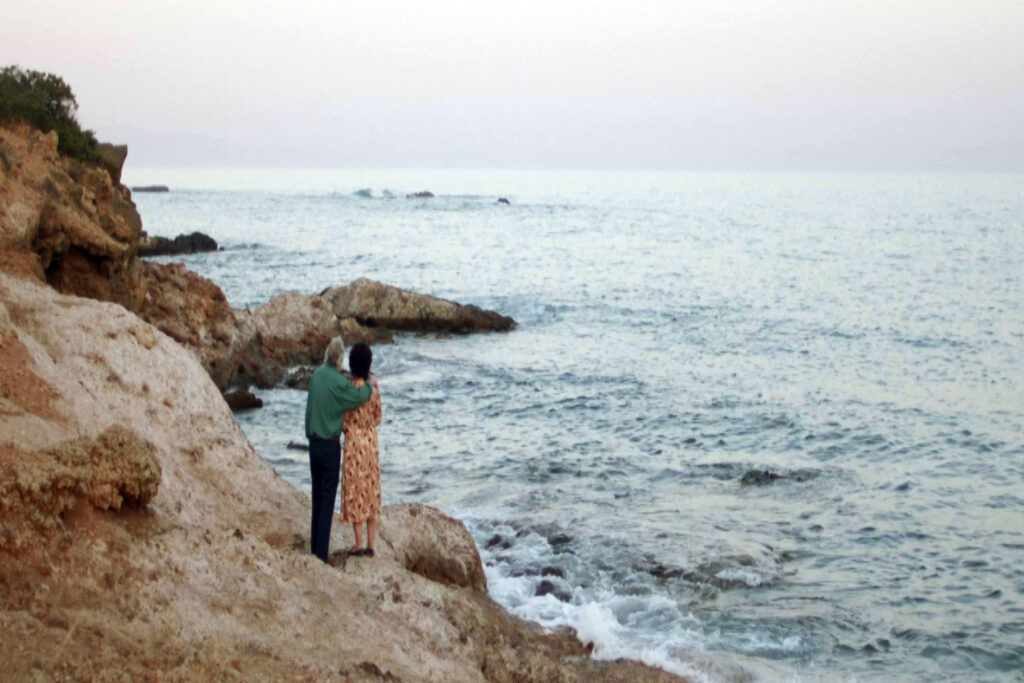 Η Μαίρη και ο Διονύσης προσπαθούν να εξισσοροπήσουν την σχέση τους σήμερα στην Παραλία