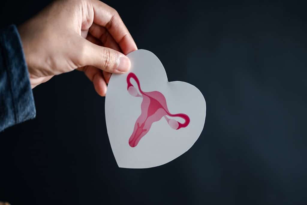 PCOS: Έτσι επηρεάζει το δέρμα μας 