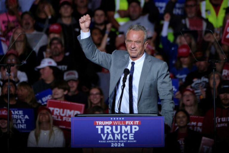 RFK Jr. στο Κογκρέσο: Ένταση, περικοπές και σφοδρές αντιδράσεις για την υγεία στις ΗΠΑ