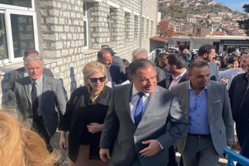 Επίσκεψη του Υπουργού Υγείας στο Νοσοκομείο και στο Κέντρο Υγείας Καρπενησίου