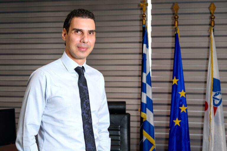 Θεμιστοκλέους: 1.000 νέες μόνιμες θέσεις γιατρών στο ΕΣΥ – «Στο υψηλότερο επίπεδο προσωπικού το σύστημα»