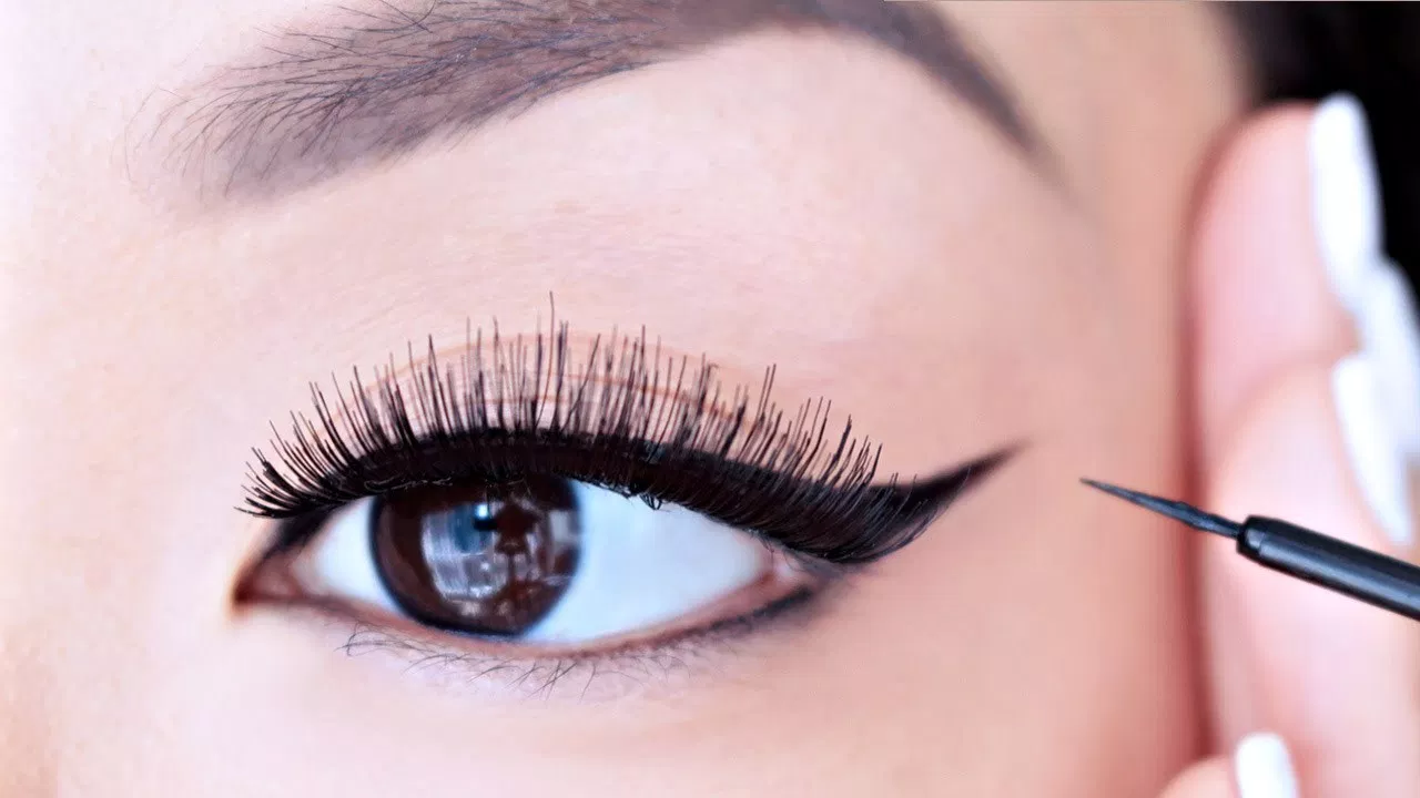 eyeliner