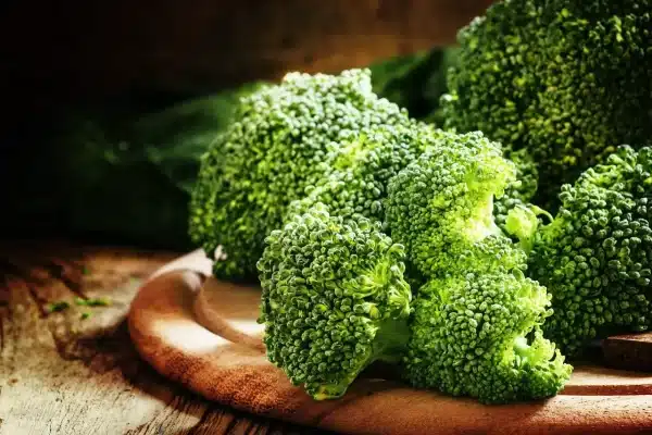 fresh broccoli florets e1676986169212