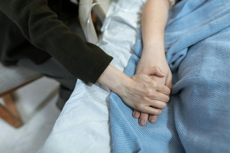 Η θεραπευτική δύναμη της παρουσίας πέρα από εγχειρίδια και τεχνικές
