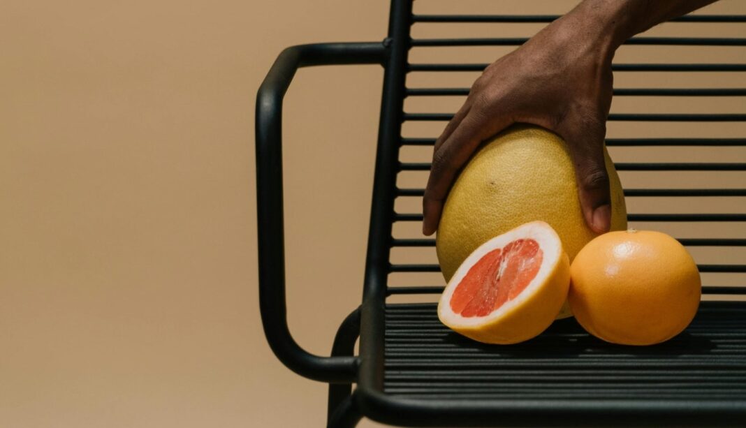 Τι Είναι το Πομέλο και Γιατί Ξεχωρίζει;