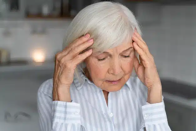 senior woman confronting alzheimer disease 23 2149043722 1