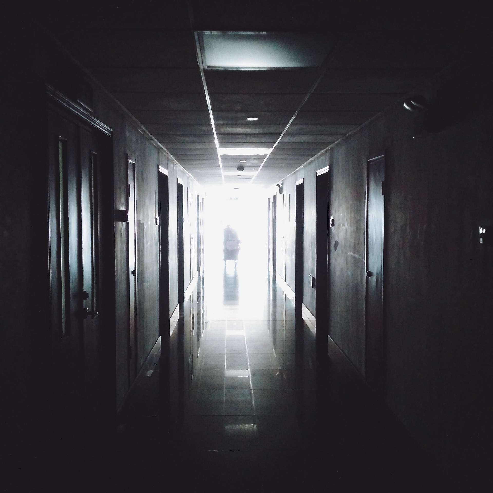 hallway 867226 1920