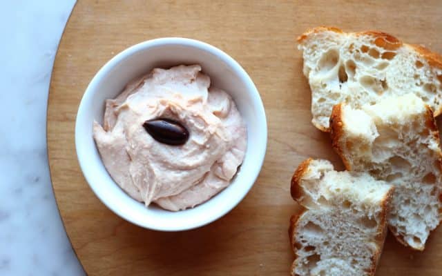 taramasalata greek recipe e1677079342185