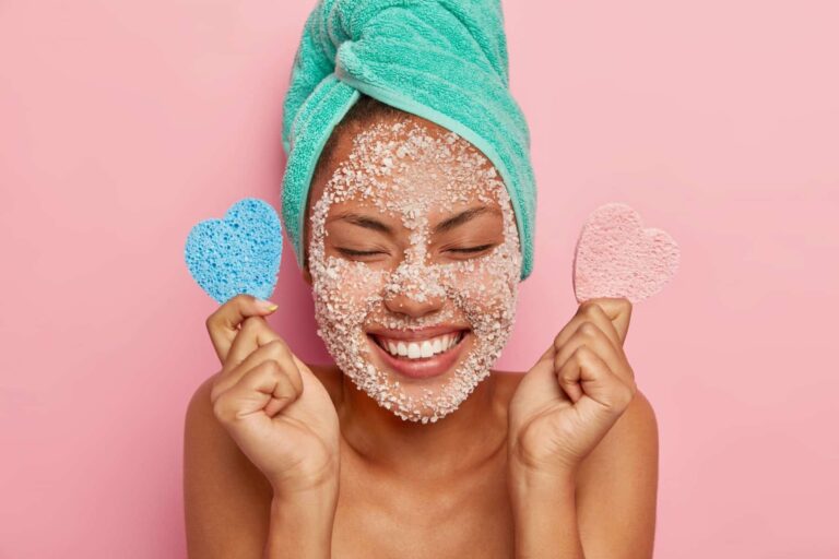 Πώς να φτιάξεις μόνη σου στο σπίτι scrub σώματος με βρώμη και αμύγδαλα