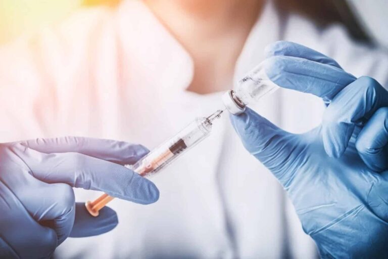 ΗΠΑ: Αναβλήθηκε η ψηφοφορία για εμβολιασμό νεογνών στο Πανεπιστήμιο Κένεντι