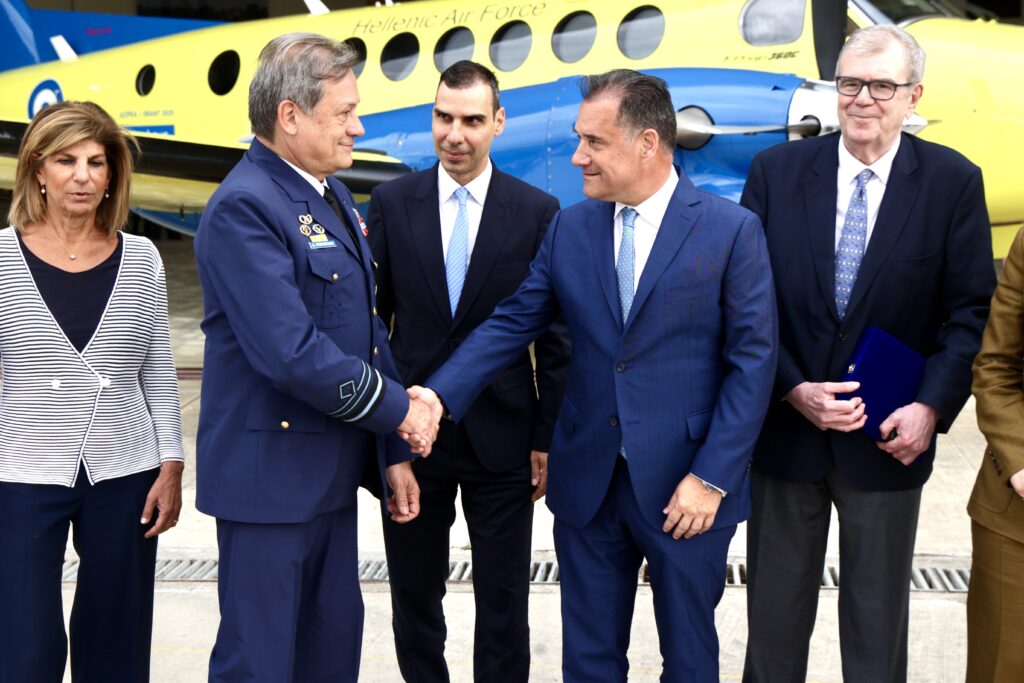 Παραλαβή αεροσκάφους από το Ίδρυμα Σταύρος Νιάρχος (ΙΣΝ) για την ενίσχυση του στόλου του ΕΚΑΒ