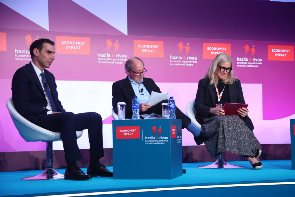 Photo 2 29th Annual Economist Government Roundtable