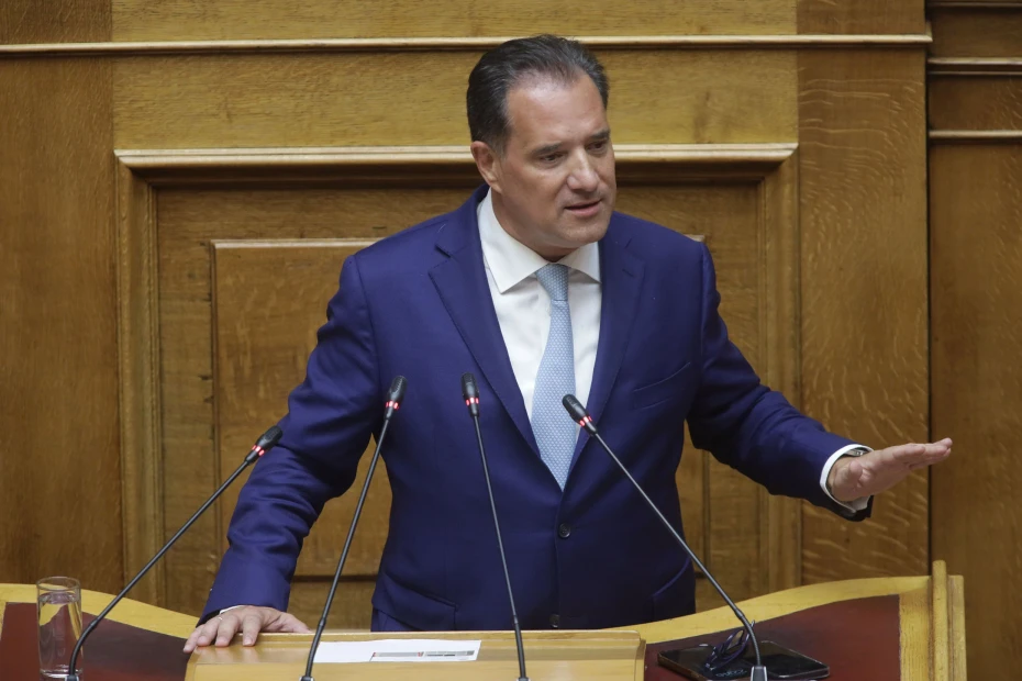 Τι επιδιώκεται με το νομοσχέδιο για προστασία των ανηλίκων από προϊόντα καπνού και αλκοόλ