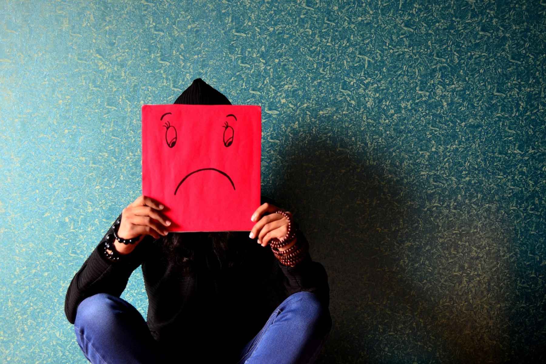 Νέοι με κατάθλιψη στρέφονται στην Τεχνητή Νοημοσύνη 