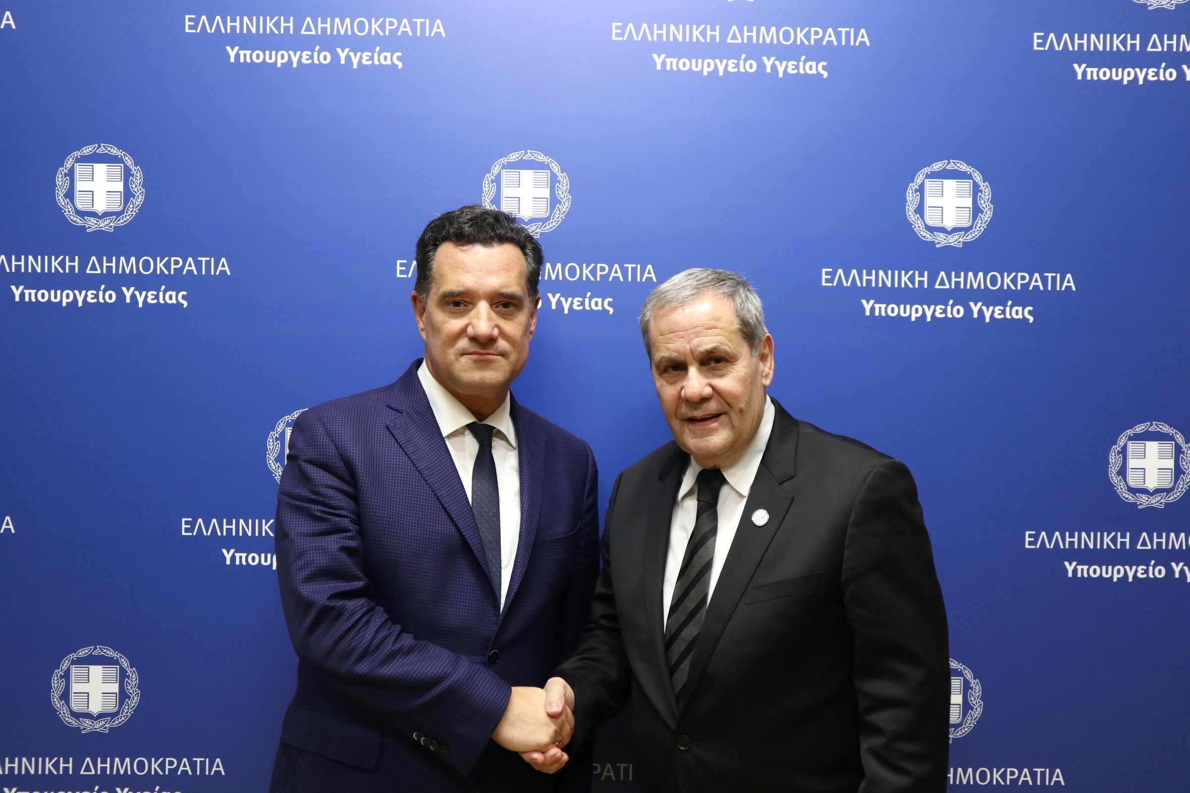 Γεωργιάδης – Κουτσόπουλος: Πρώτη συνάντηση με φόντο τα ανοιχτά μέτωπα των γιατρών