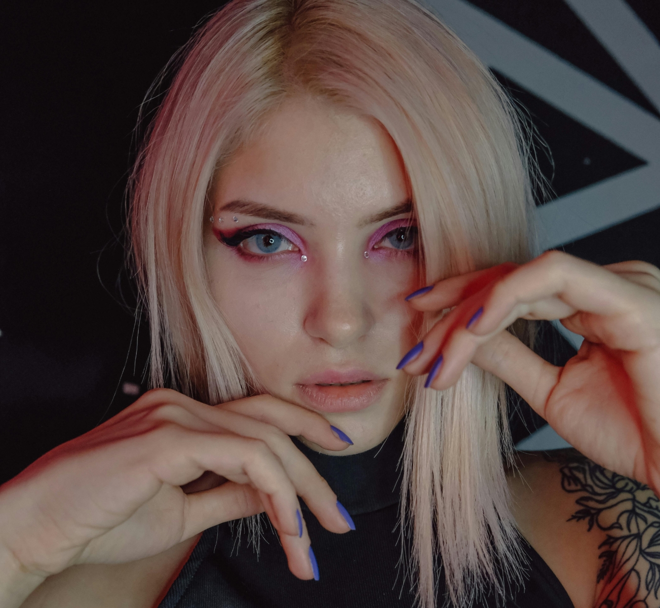 Embellished Eyes: Η τέχνη του διακοσμημένου βλέμματος