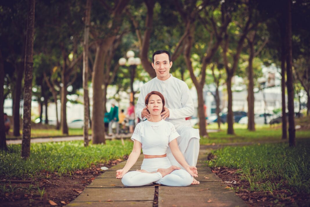 Breathwork Therapy: Η Δύναμη της Αναπνοής για Σώμα και Νου
